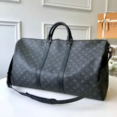 LV Bags 19T1L0196 0123