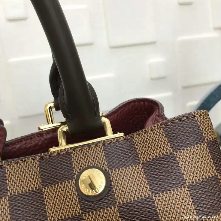 Official FashionRep LV 19T1L0550 Bags 0225