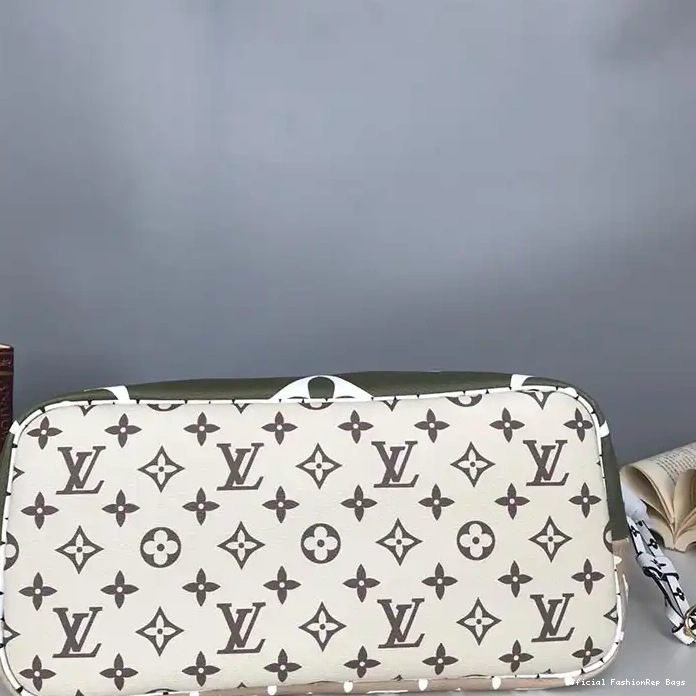 Official FashionRep Bags LV 19T1L0709 0221