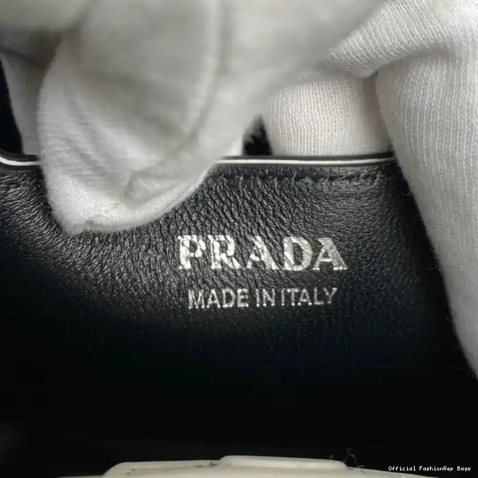 Official FashionRep Bags 2012SH0024 Prada 0217